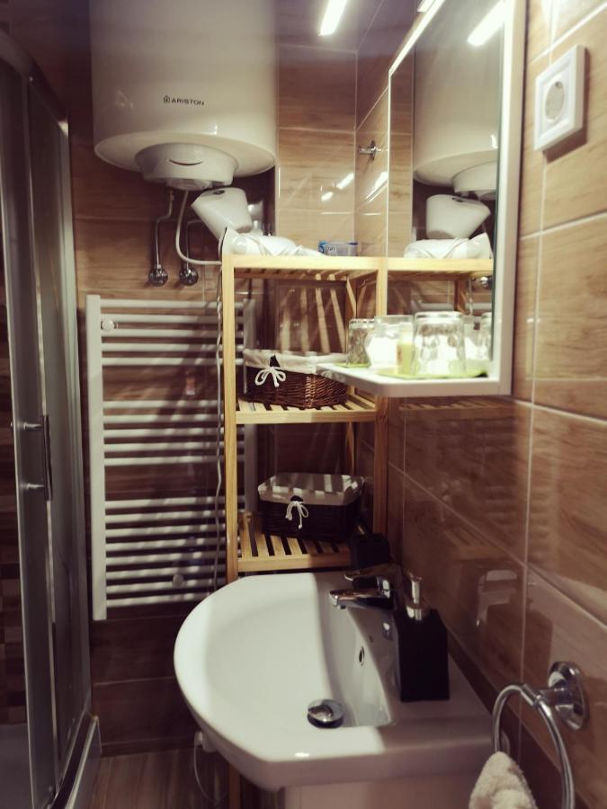 Kishaz Apartman Eger Ngoại thất bức ảnh